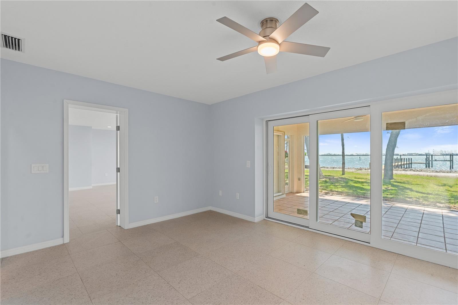 918 EDGEWATER DR, ENGLEWOOD, FL, 34223