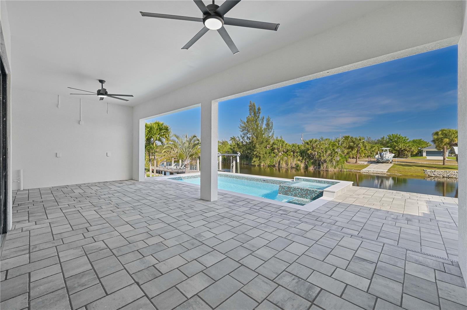 15218 APPLETON BLVD, PORT CHARLOTTE, FL, 33981