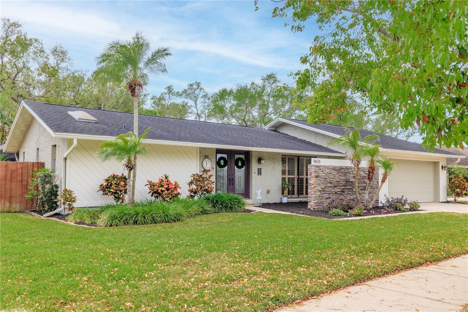 9626 LEEWARD AVE, LARGO, FL, 33773