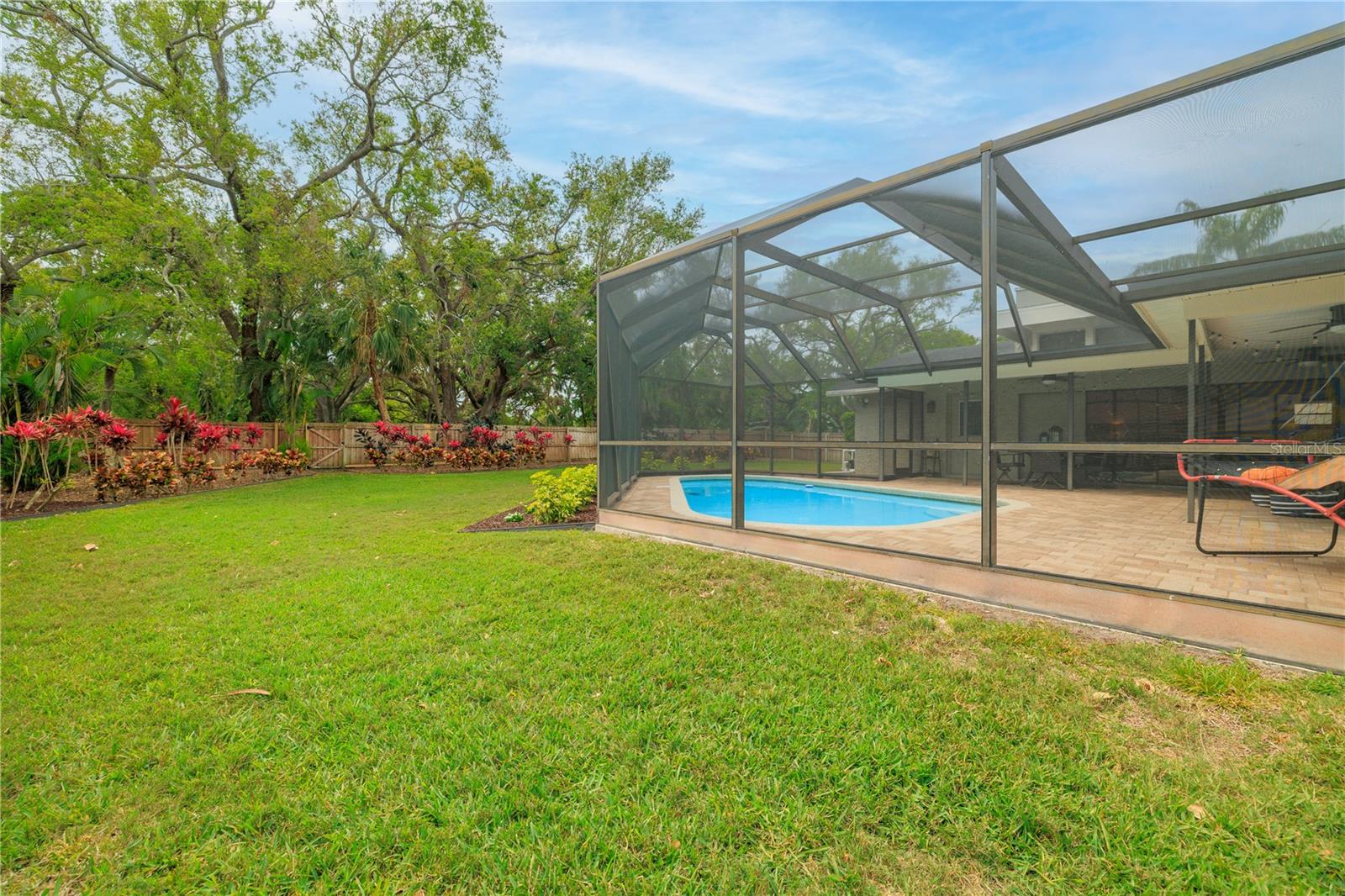 9626 LEEWARD AVE, LARGO, FL, 33773