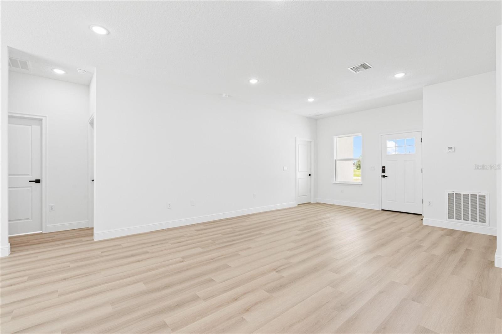 55 LAUREL CRSE, OCALA, FL, 34480