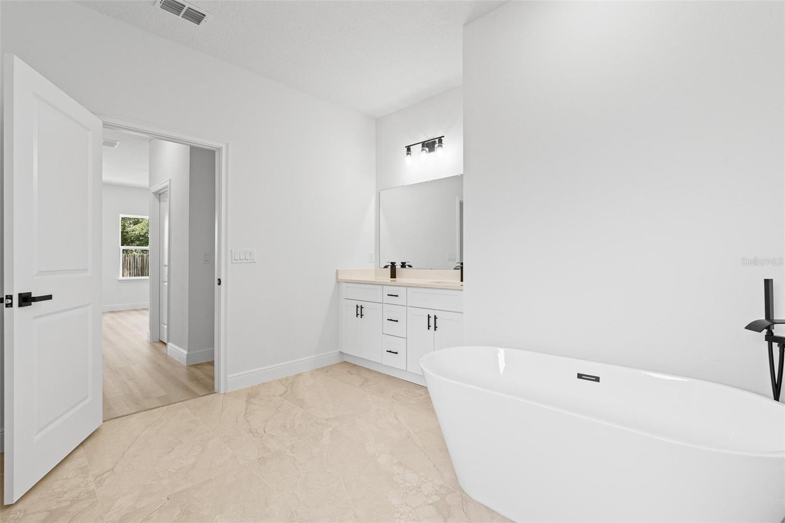 55 LAUREL CRSE, OCALA, FL, 34480