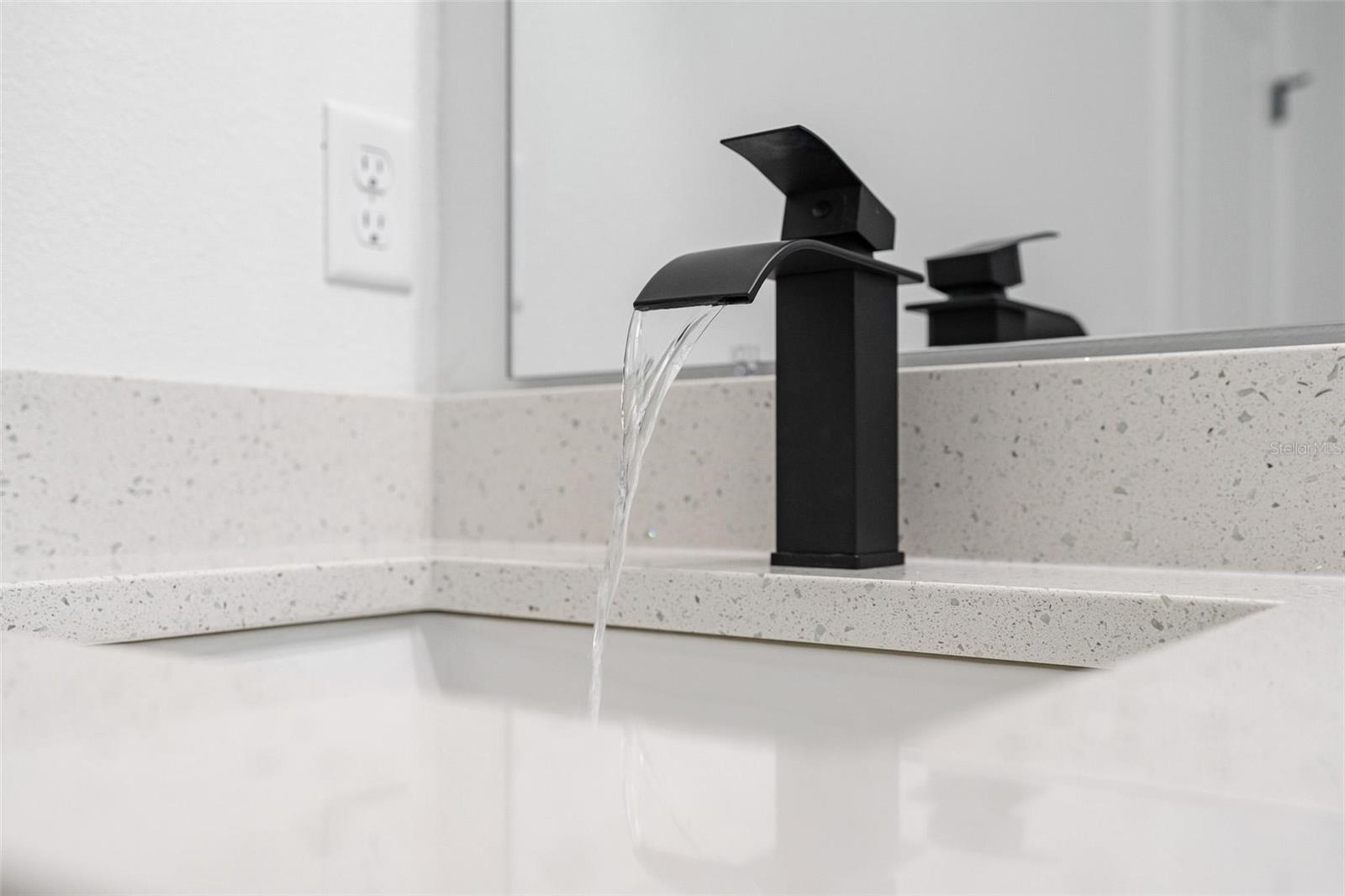 55 LAUREL CRSE, OCALA, FL, 34480