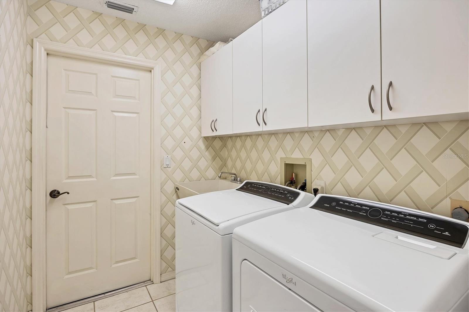 8161 SHADOW PINE WAY, SARASOTA, FL, 34238