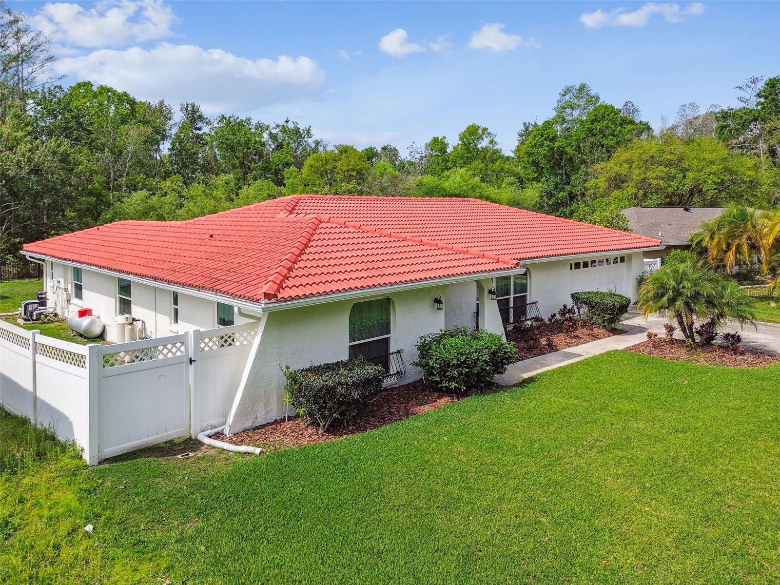 4555 DEBBIE LN, LUTZ, FL, 33559