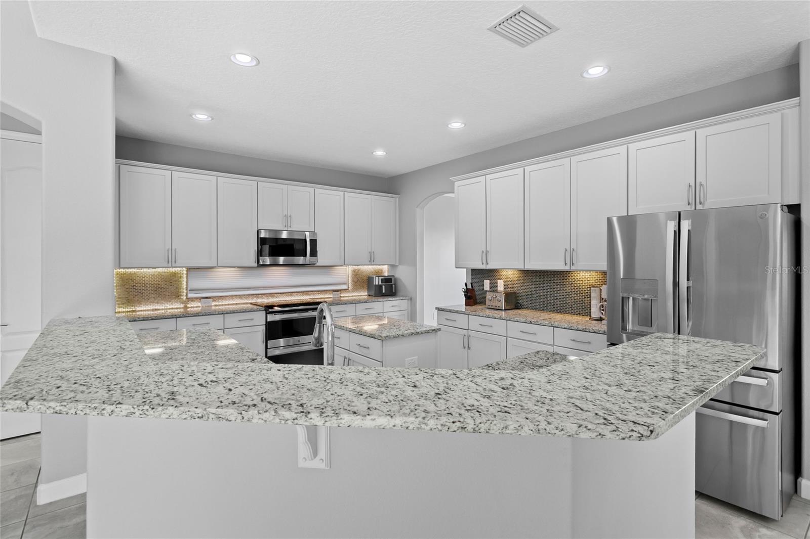 2585 LANCASTER RIDGE DR, DAVENPORT, FL, 33837