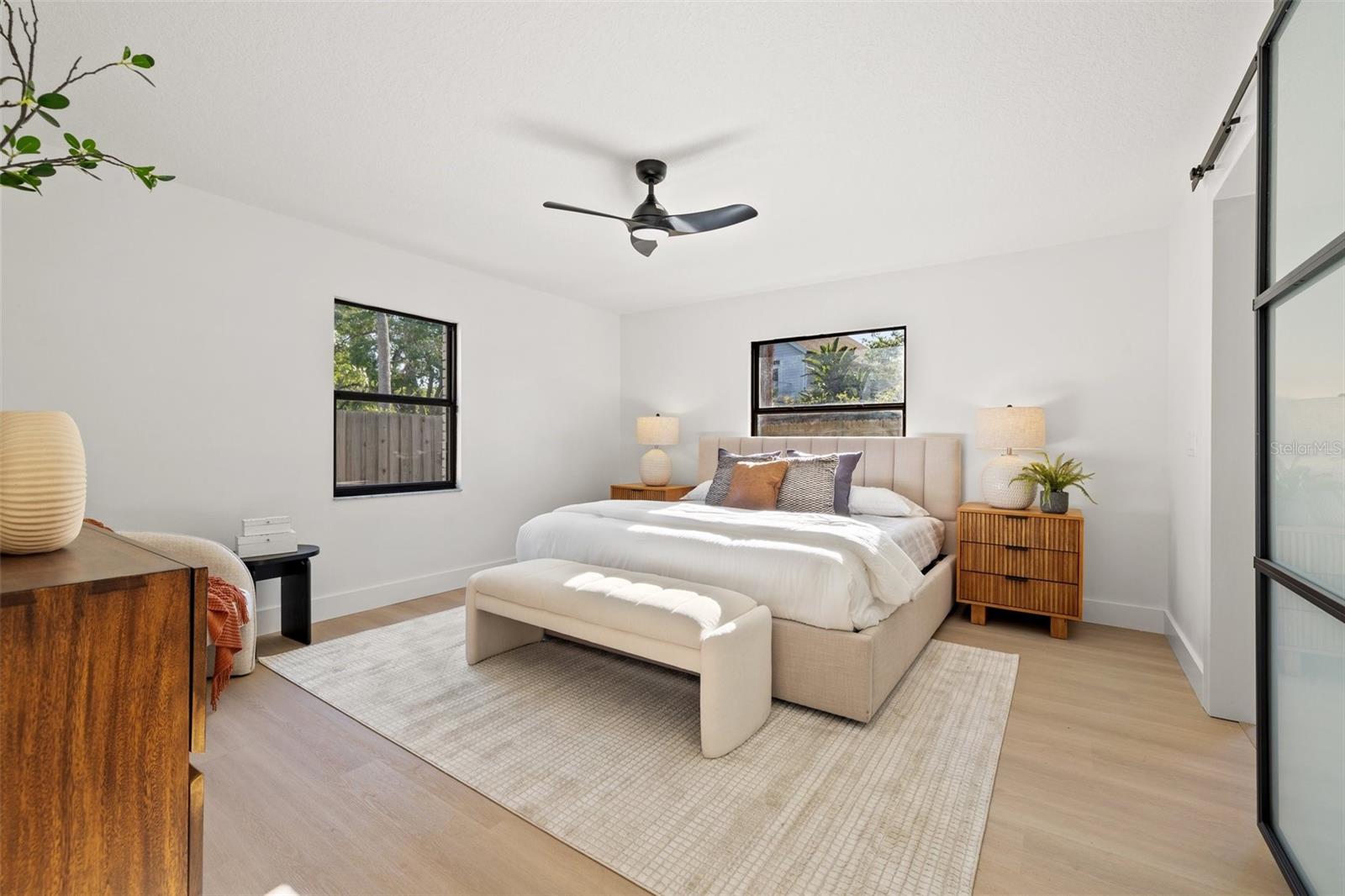 1406 N RIVERHILLS DR, TEMPLE TERRACE, FL, 33617