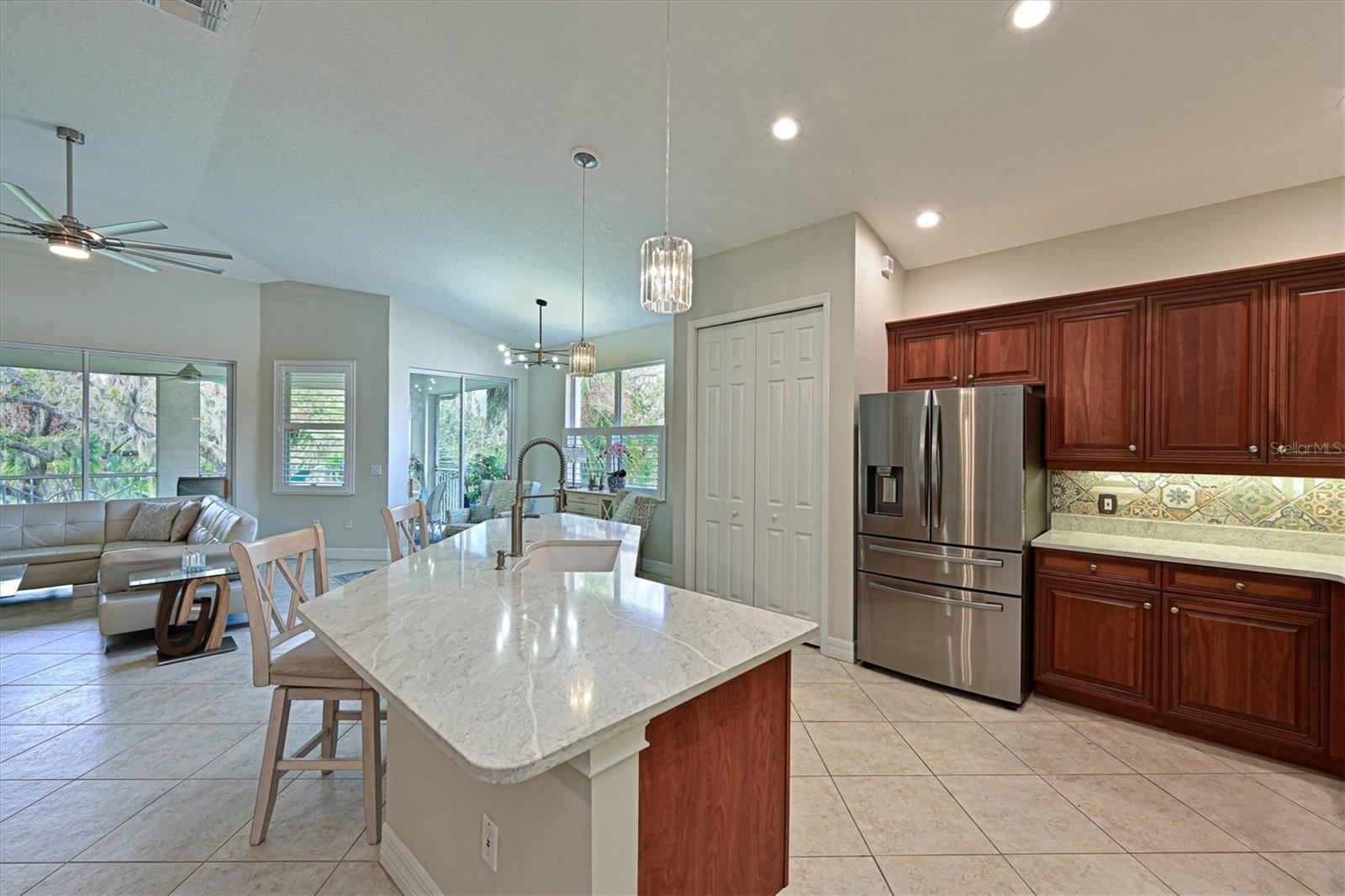 9460 DISCOVERY TER #202D, BRADENTON, FL, 34212