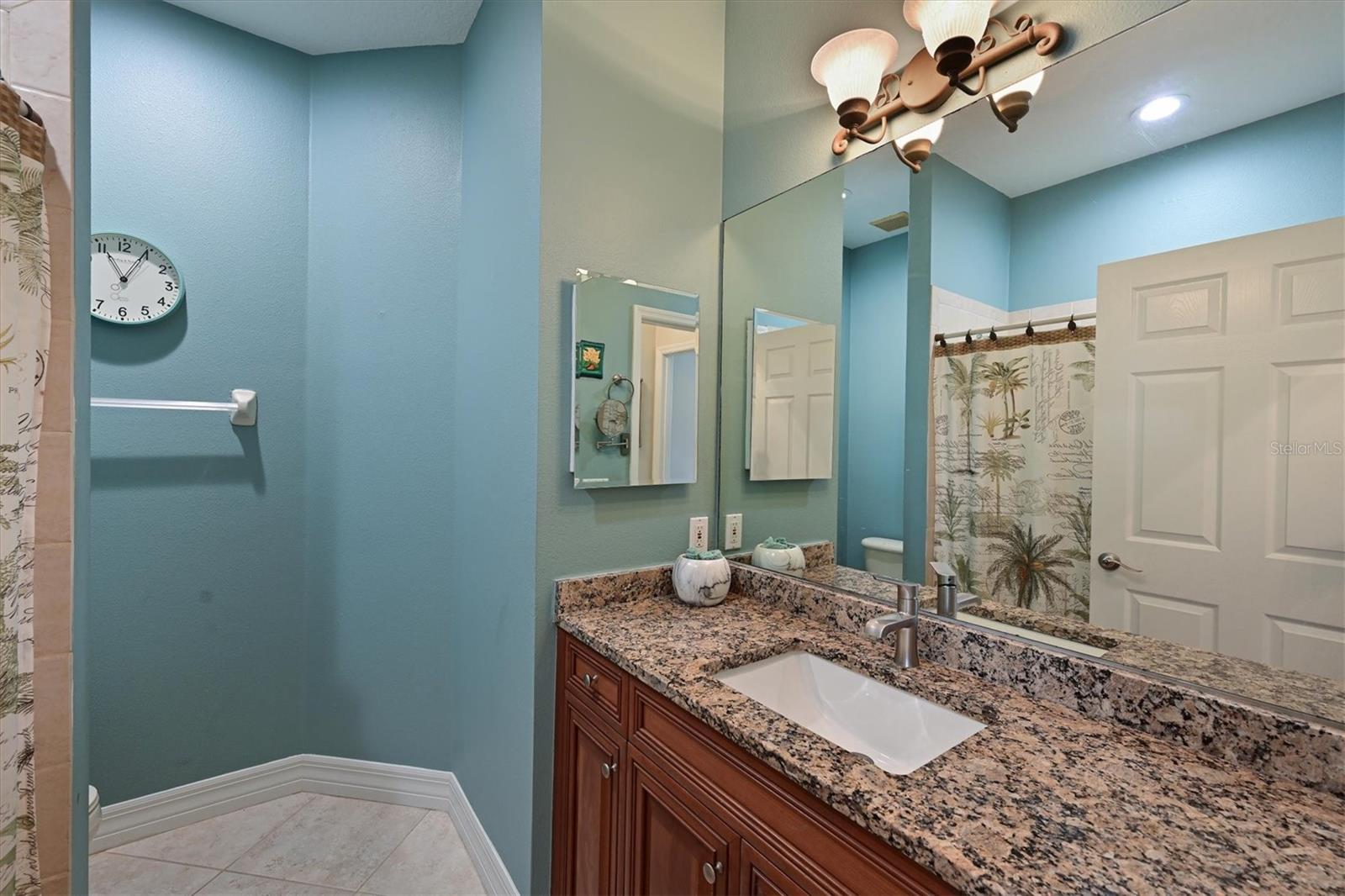 9460 DISCOVERY TER #202D, BRADENTON, FL, 34212