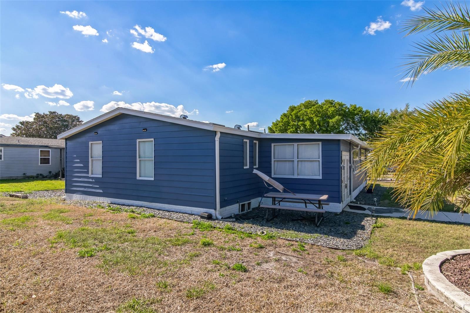 702 TURNBERRY LN, LADY LAKE, FL, 32159