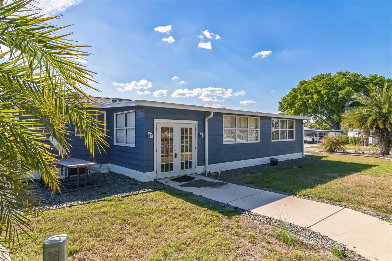 702 TURNBERRY LN, LADY LAKE, FL, 32159