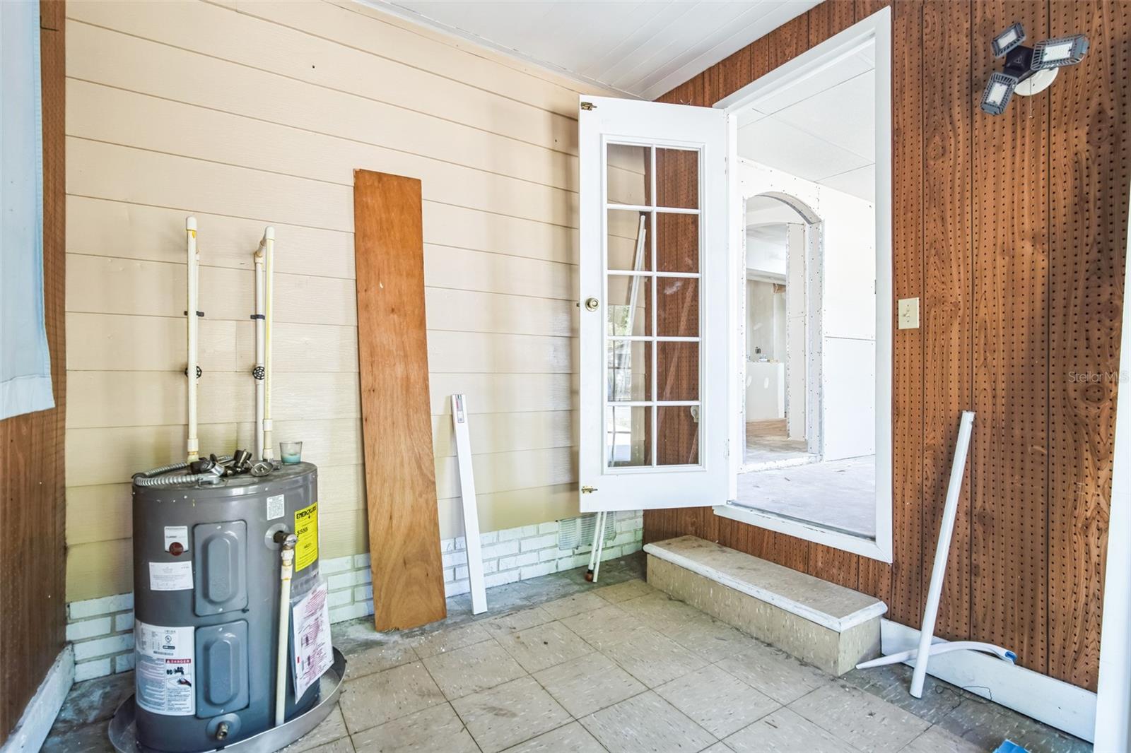 702 TURNBERRY LN, LADY LAKE, FL, 32159