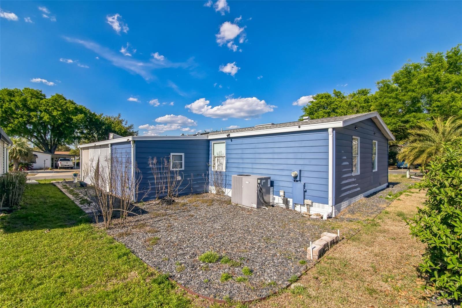 702 TURNBERRY LN, LADY LAKE, FL, 32159