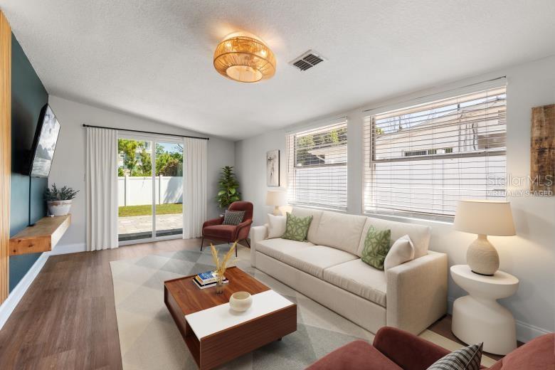 331 BARBARA CIR, BELLEAIR, FL, 33756