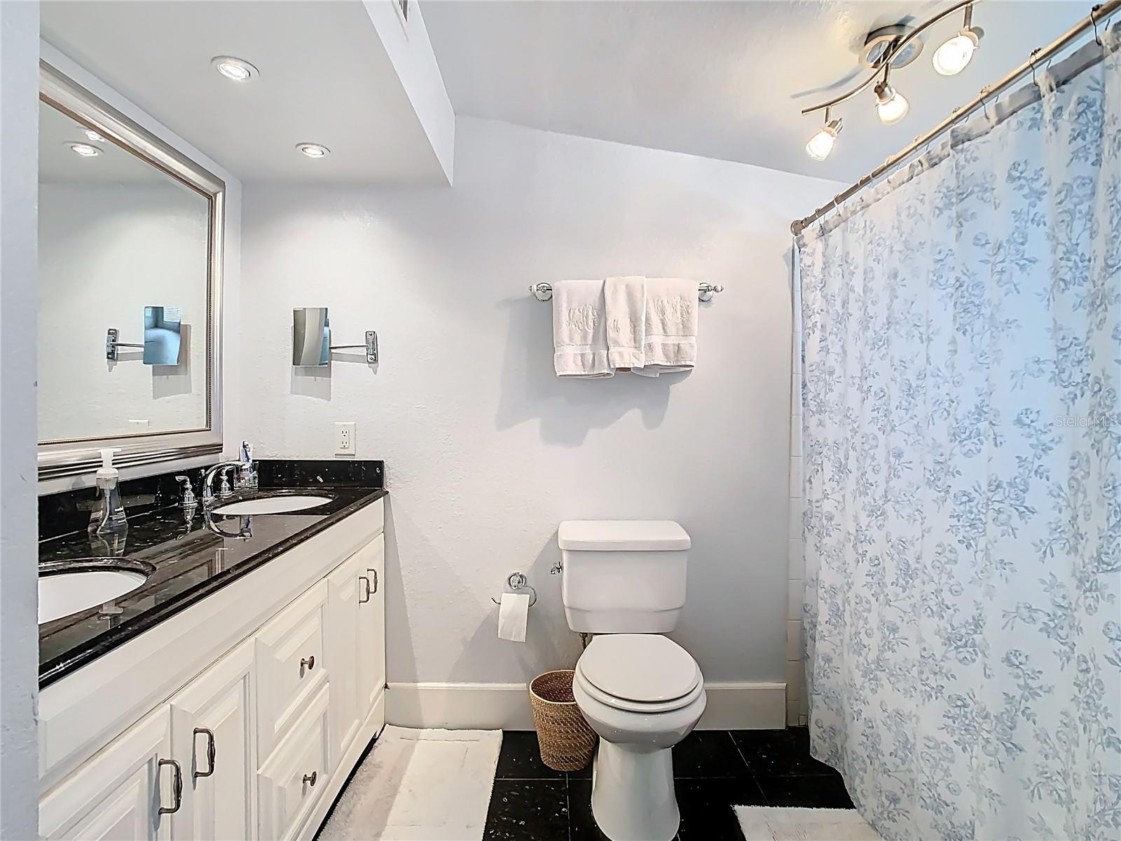 714 W PENINSULAR ST, TAMPA, FL, 33603