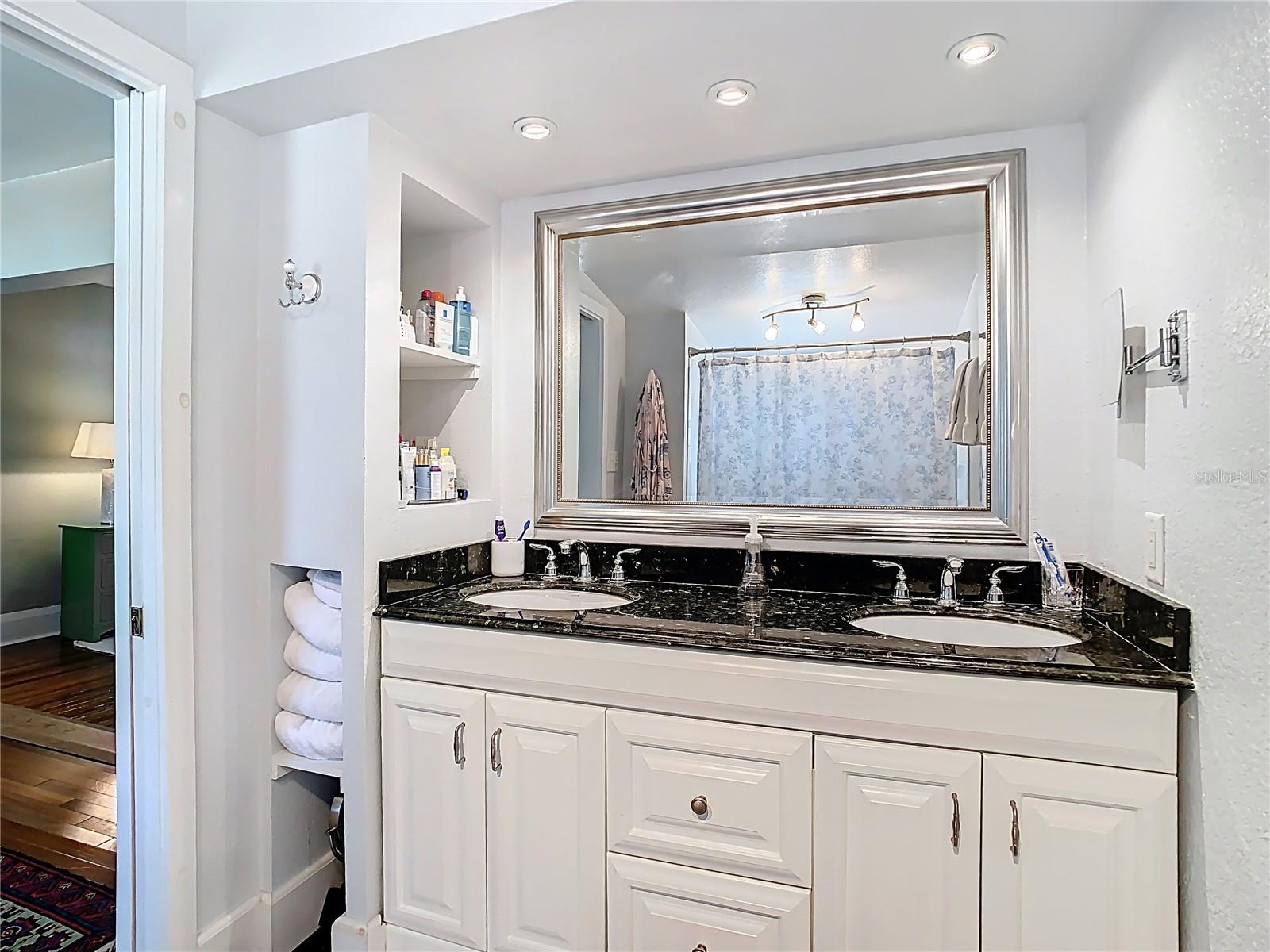 714 W PENINSULAR ST, TAMPA, FL, 33603