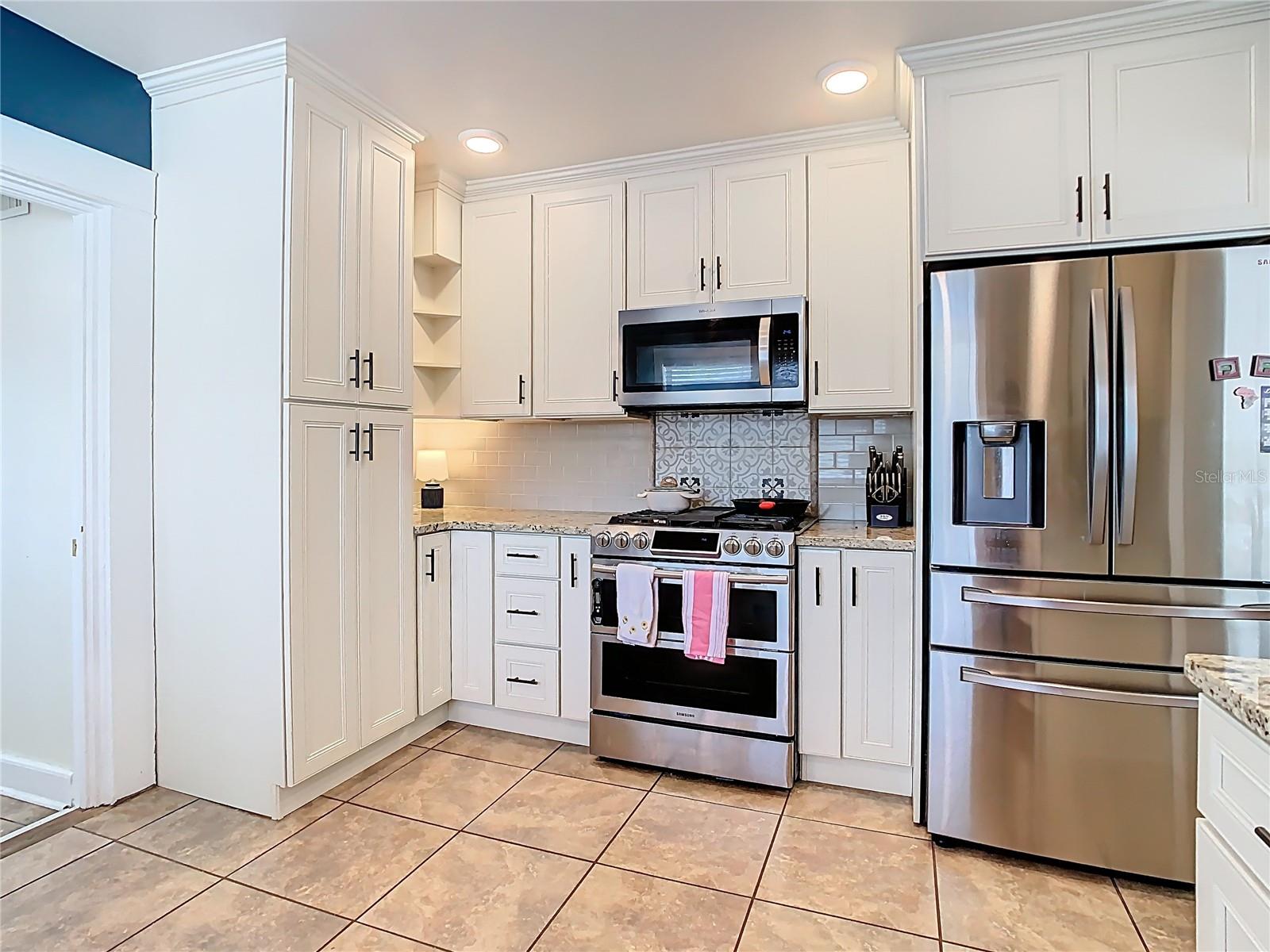 714 W PENINSULAR ST, TAMPA, FL, 33603