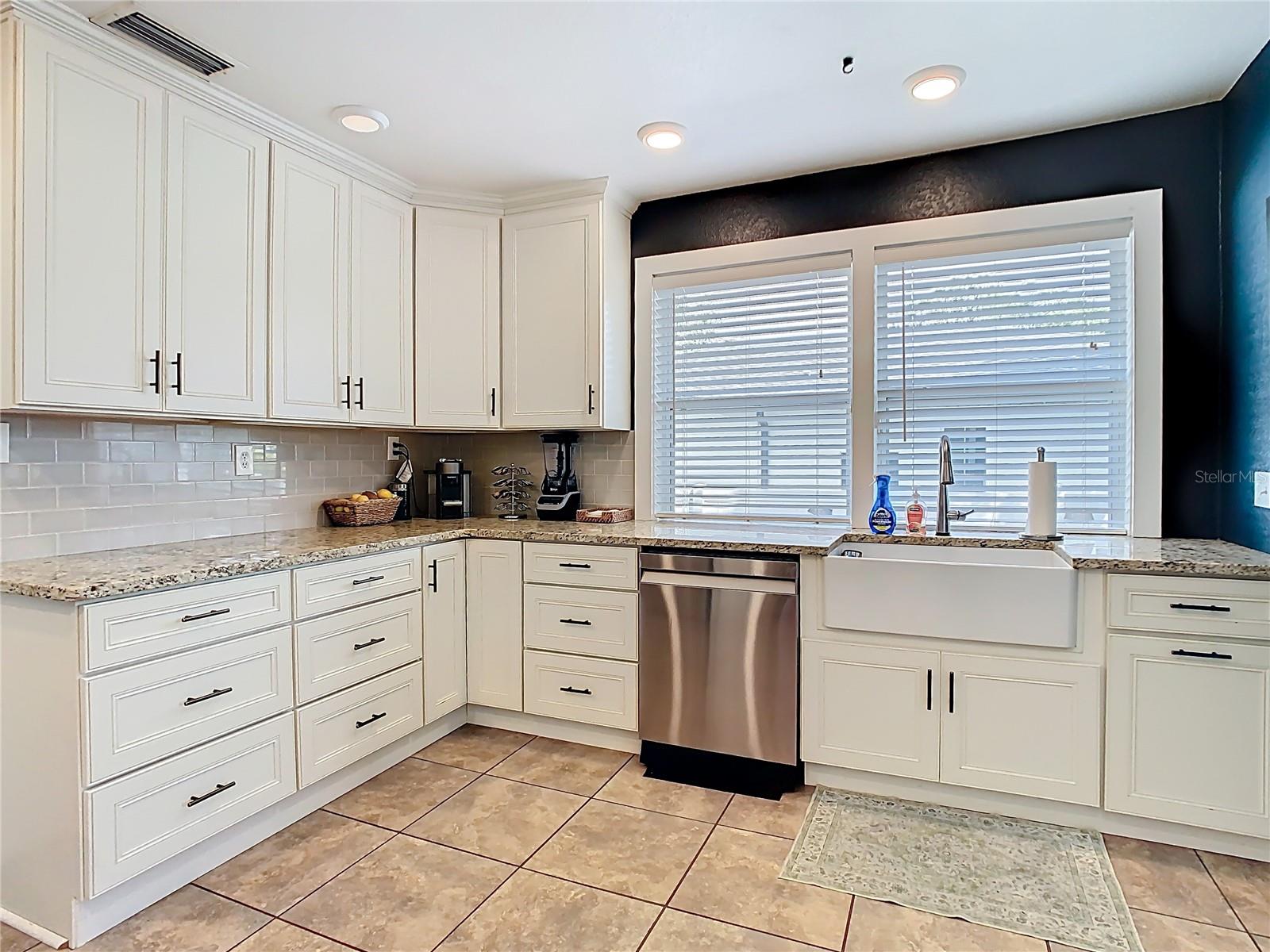 714 W PENINSULAR ST, TAMPA, FL, 33603
