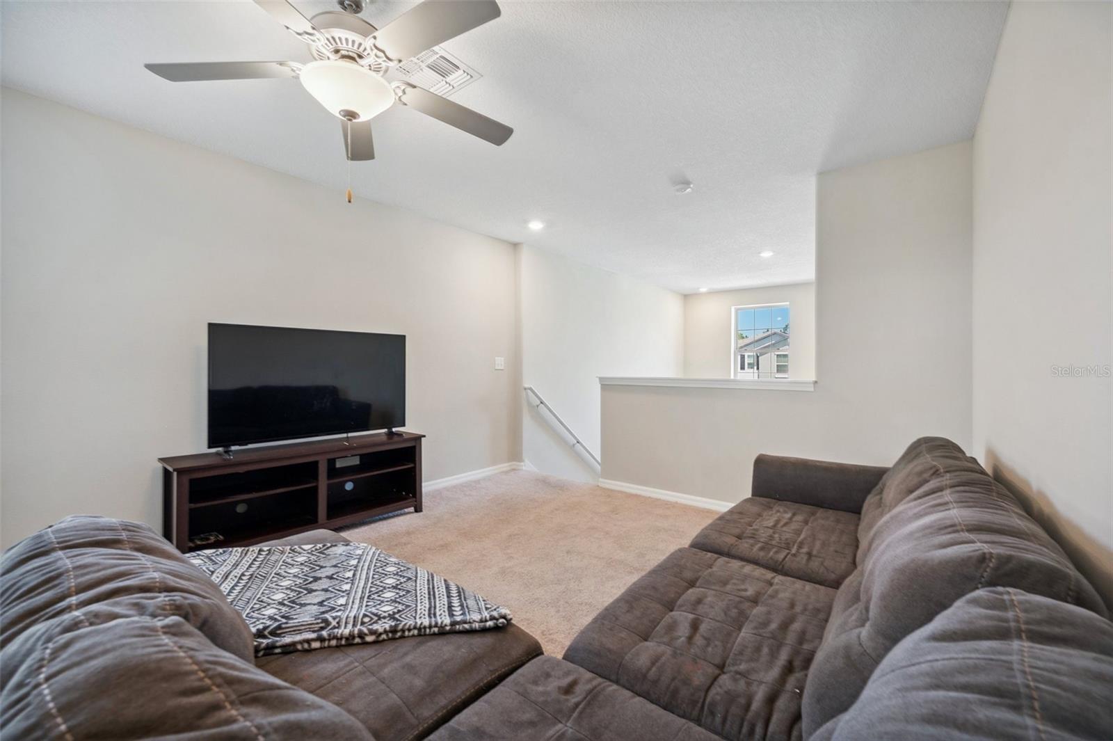 6068 APPLE SNAIL AVE, NEW PORT RICHEY, FL, 34653