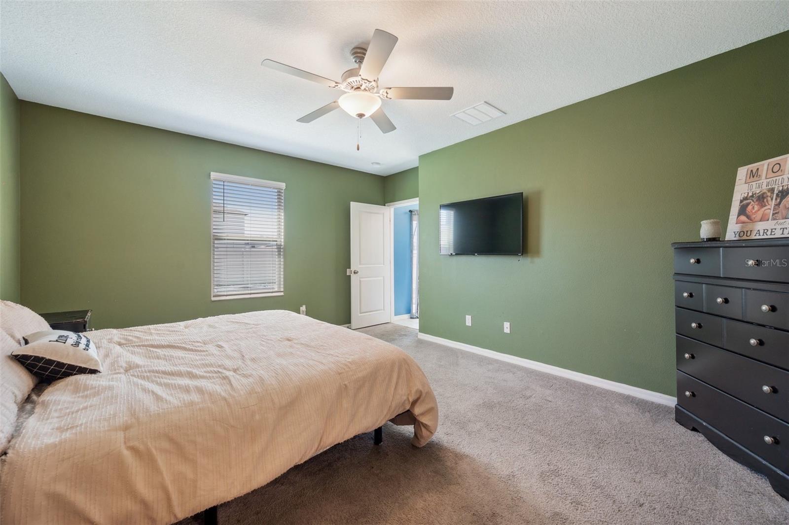 6068 APPLE SNAIL AVE, NEW PORT RICHEY, FL, 34653