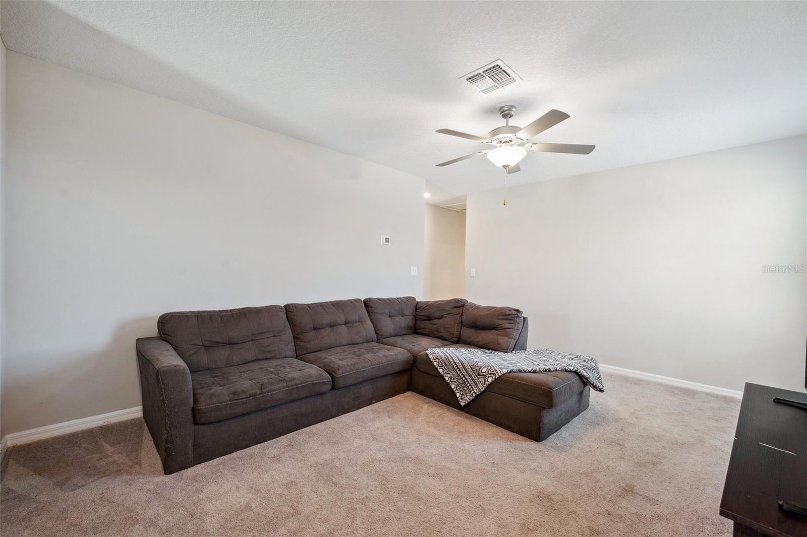 6068 APPLE SNAIL AVE, NEW PORT RICHEY, FL, 34653