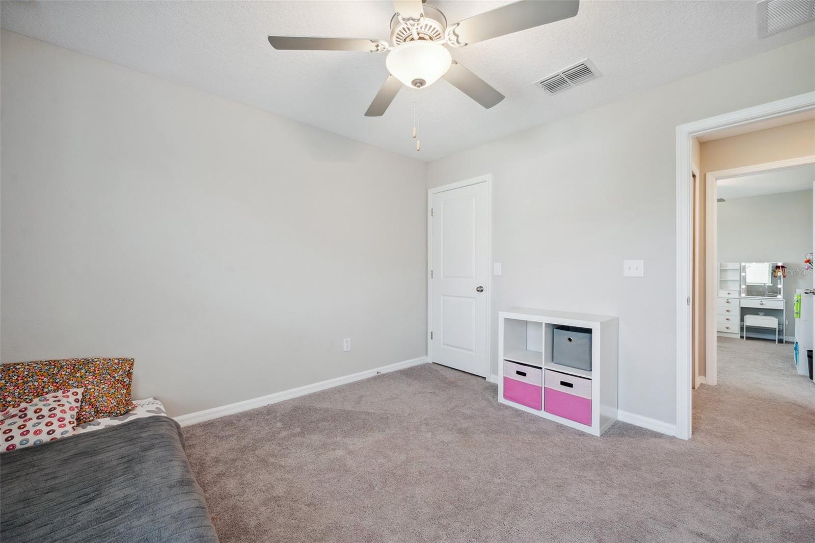 6068 APPLE SNAIL AVE, NEW PORT RICHEY, FL, 34653