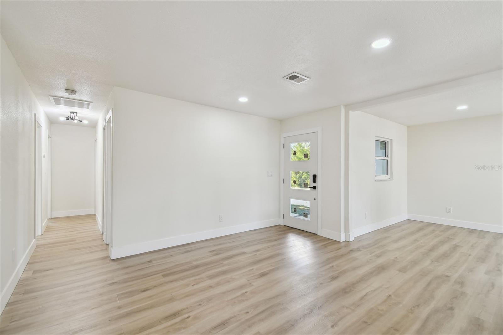 5907 TAMPA SHORES BLVD, TAMPA, FL, 33615