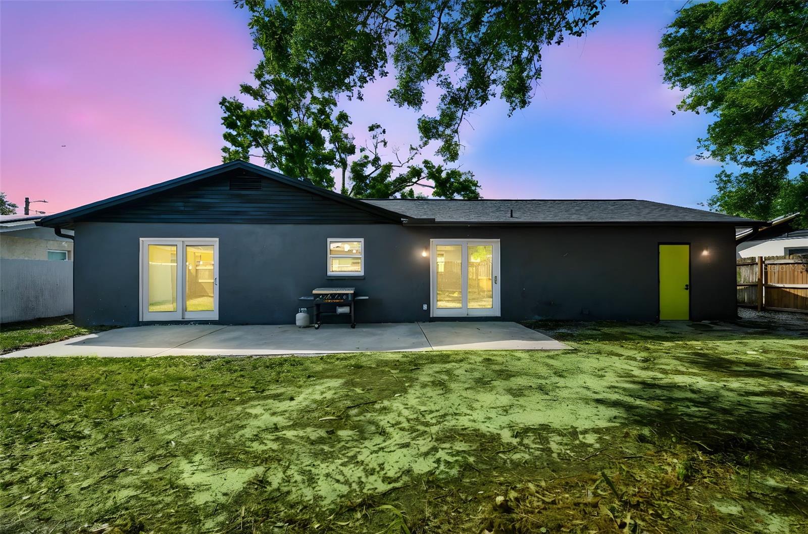 5907 TAMPA SHORES BLVD, TAMPA, FL, 33615