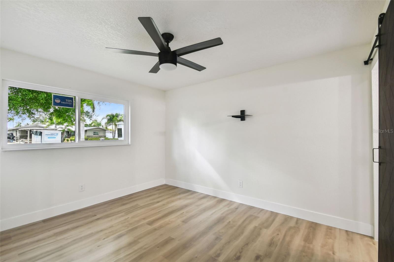 5907 TAMPA SHORES BLVD, TAMPA, FL, 33615
