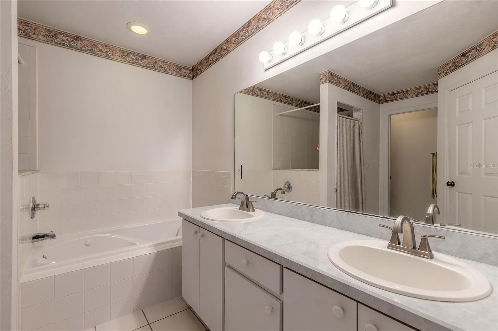 138 LARAMIE DR, PALM COAST, FL, 32137