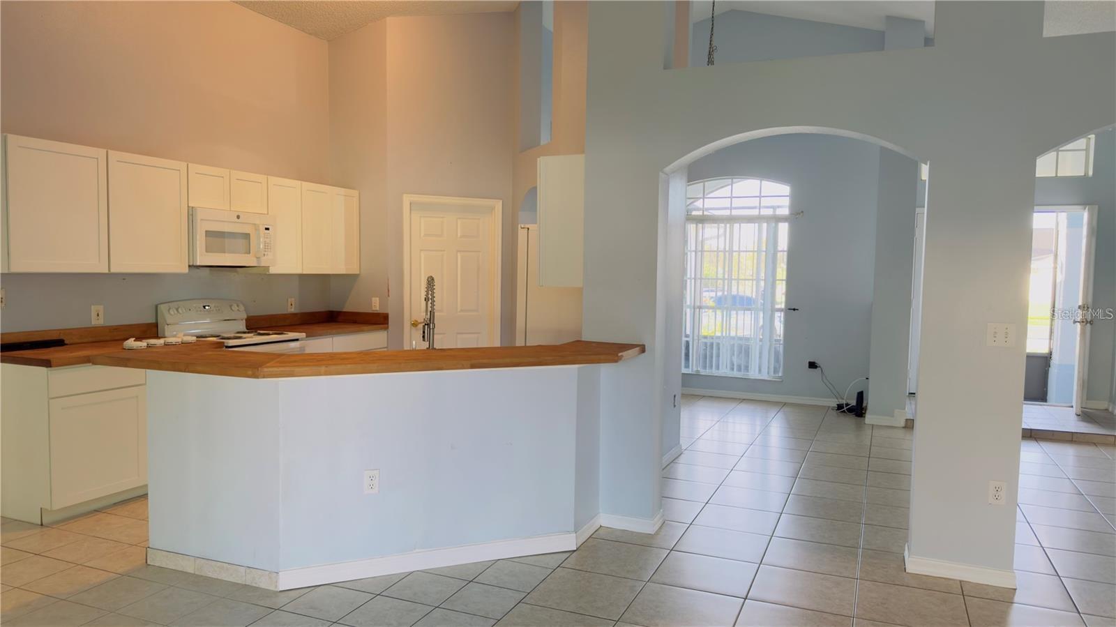2831 BERKSHIRE CIR, KISSIMMEE, FL, 34743