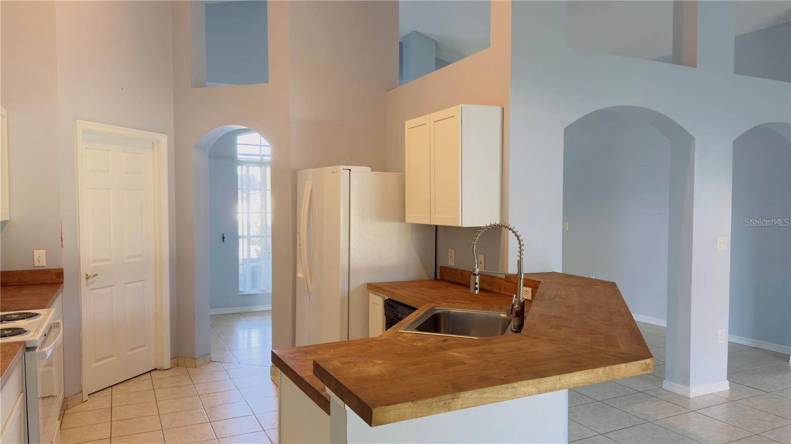 2831 BERKSHIRE CIR, KISSIMMEE, FL, 34743
