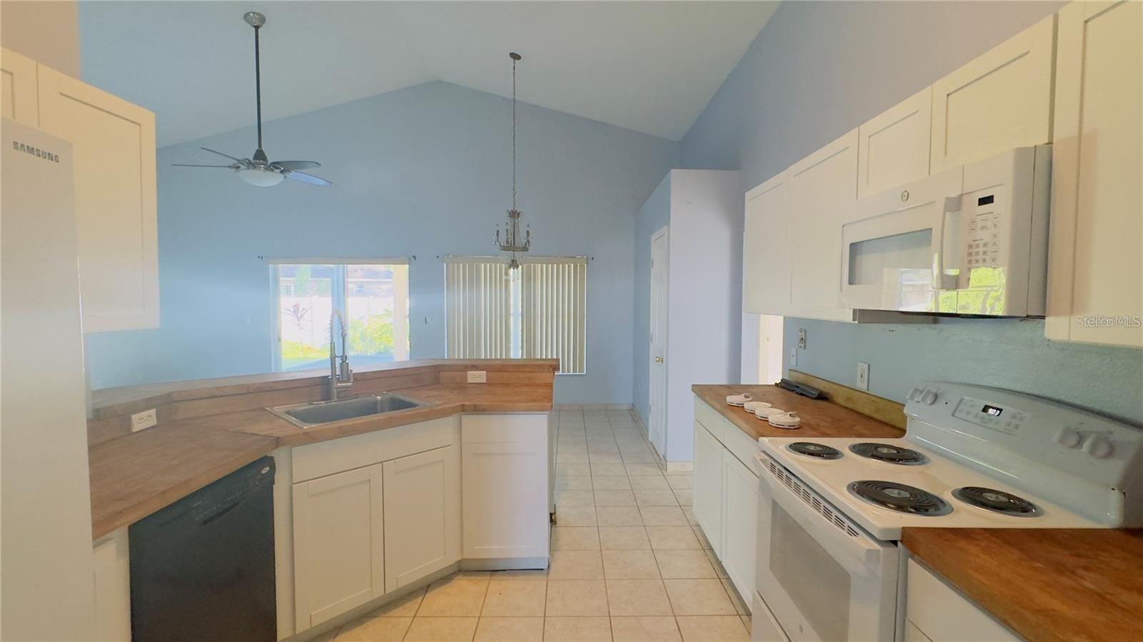2831 BERKSHIRE CIR, KISSIMMEE, FL, 34743