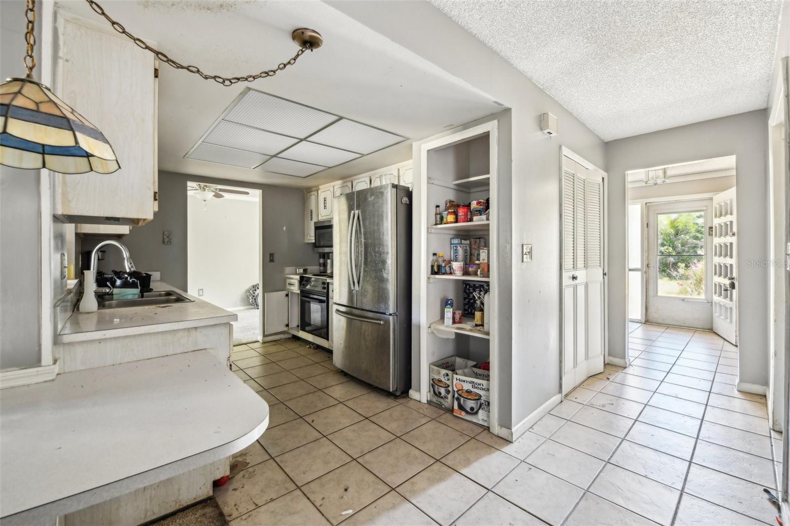 1011 PINE TREE DR, EUSTIS, FL, 32726