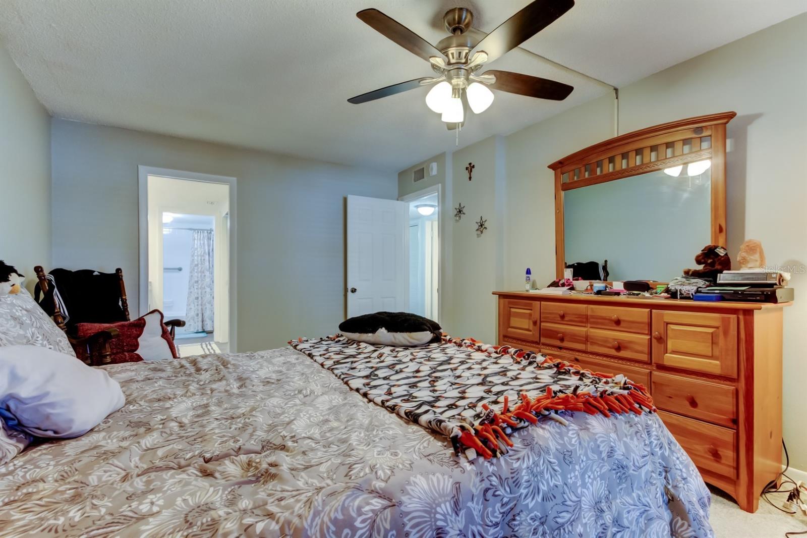 225 COUNTRY CLUB DR #1104, LARGO, FL, 33771