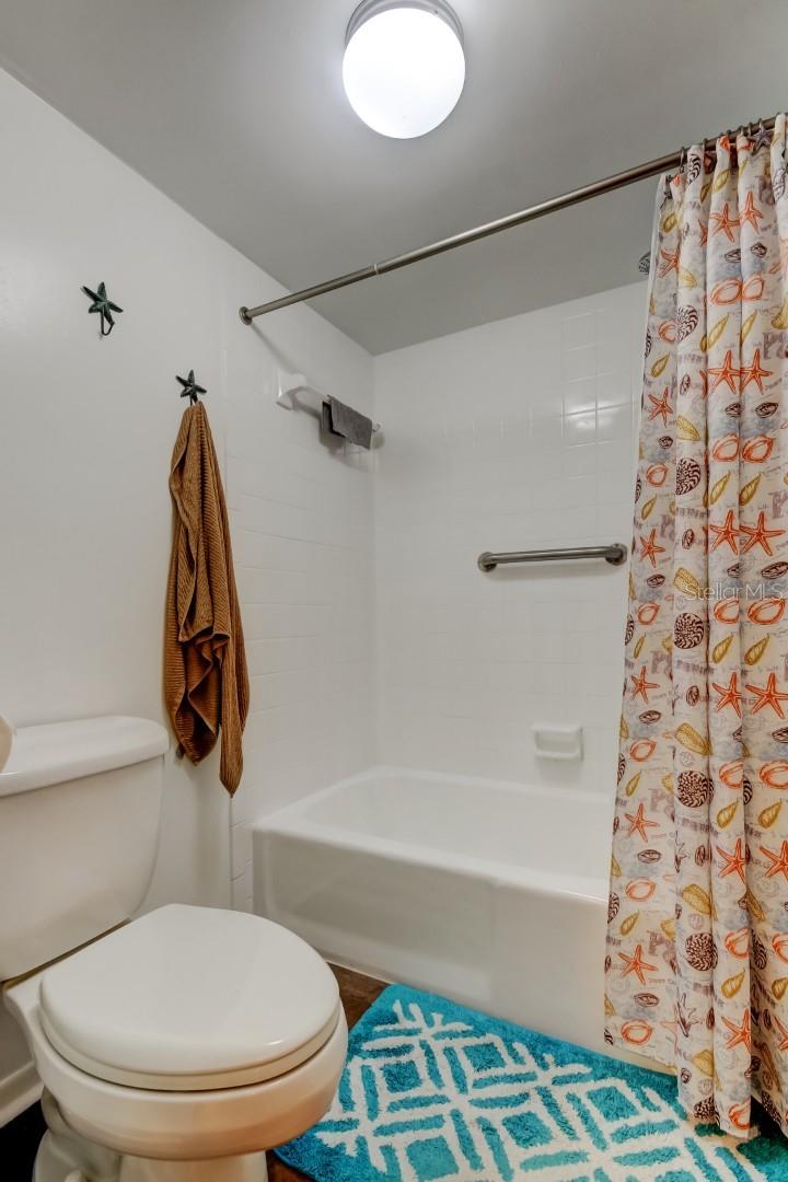 225 COUNTRY CLUB DR #1104, LARGO, FL, 33771
