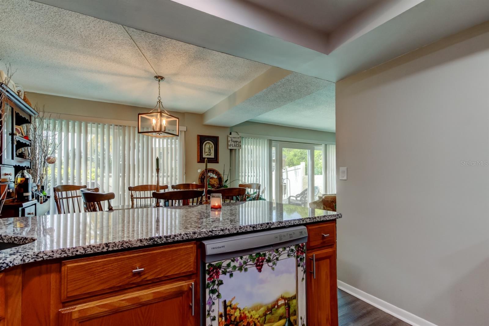 225 COUNTRY CLUB DR #1104, LARGO, FL, 33771