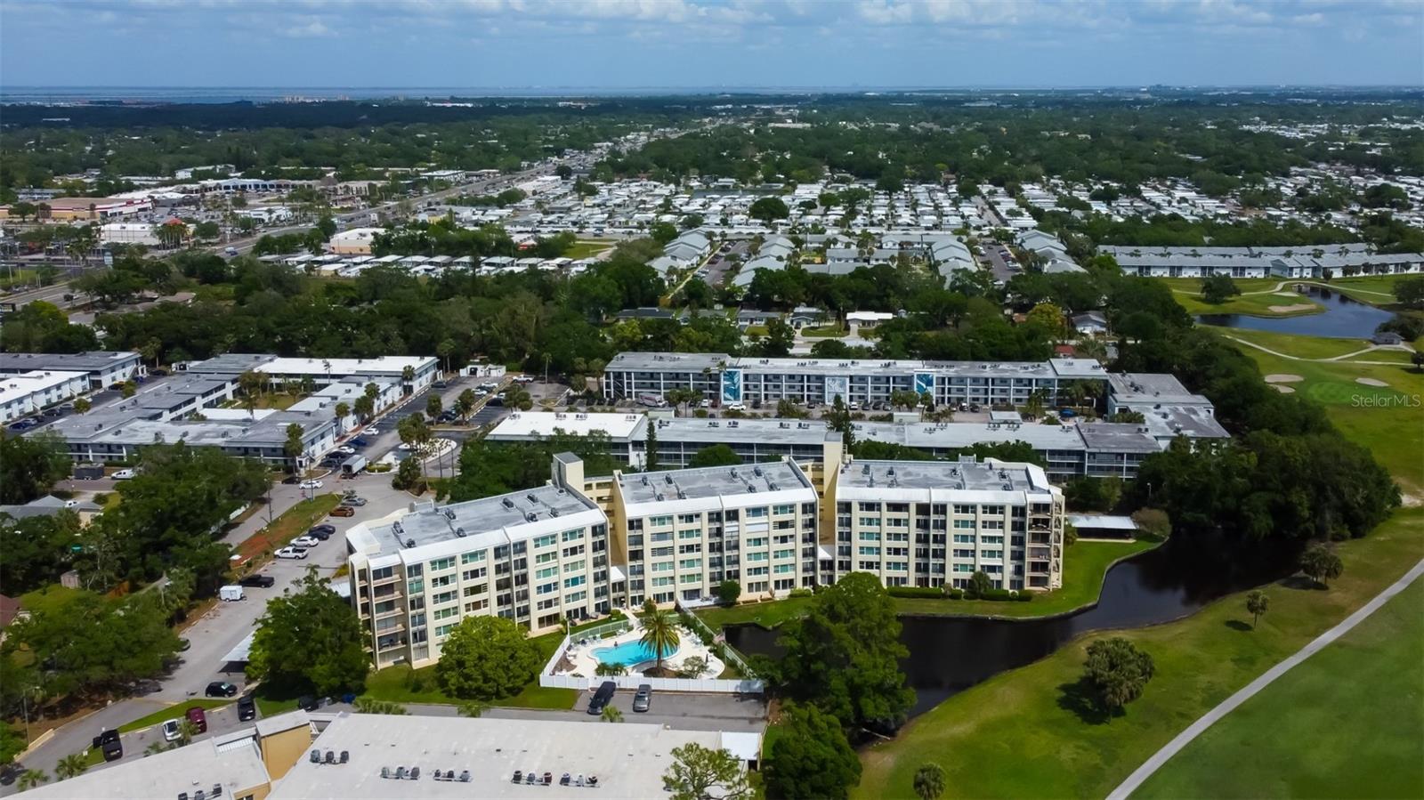 225 COUNTRY CLUB DR #1104, LARGO, FL, 33771
