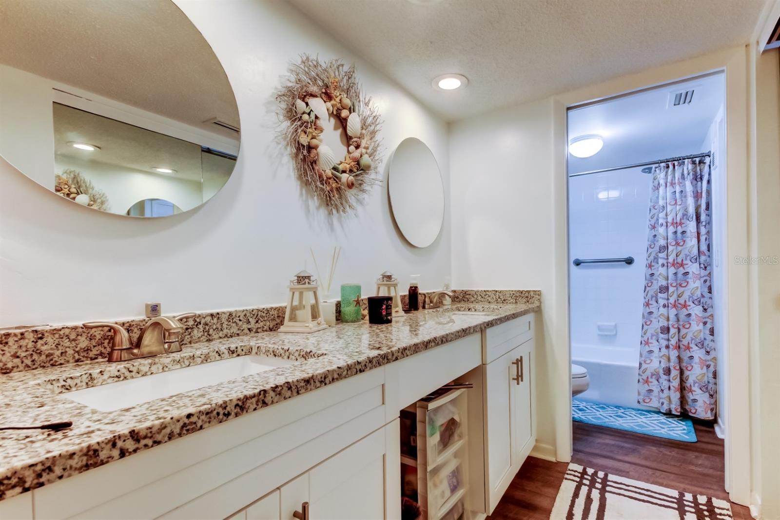 225 COUNTRY CLUB DR #1104, LARGO, FL, 33771
