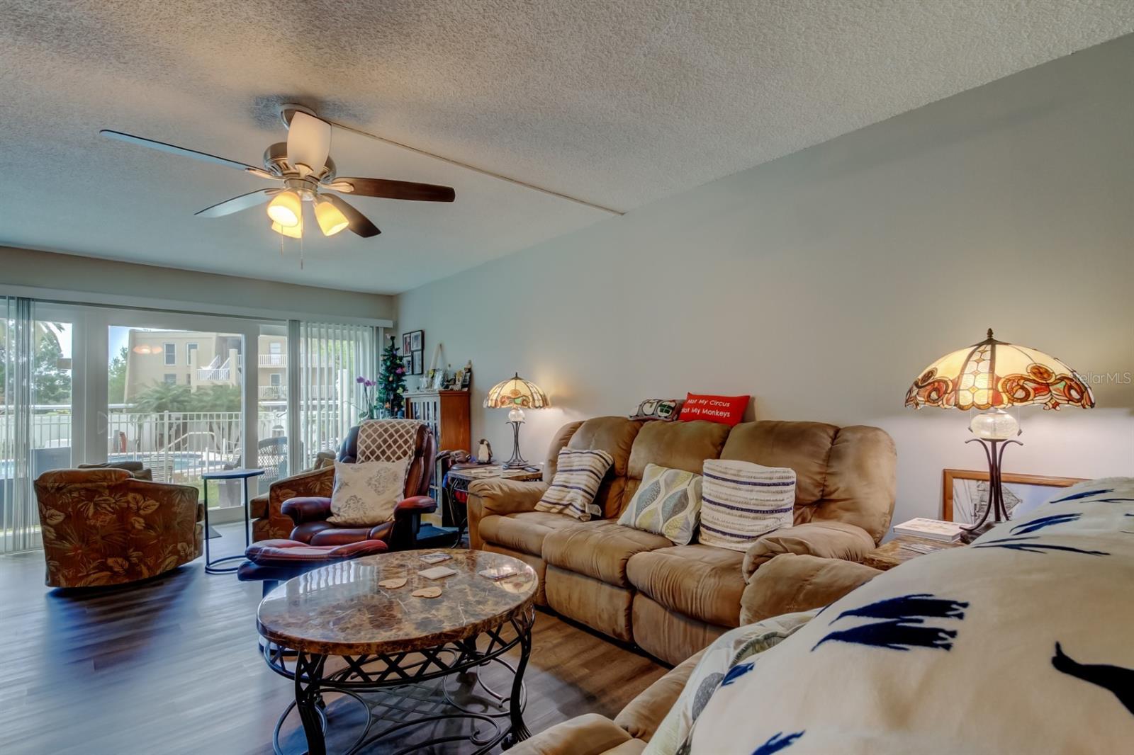 225 COUNTRY CLUB DR #1104, LARGO, FL, 33771