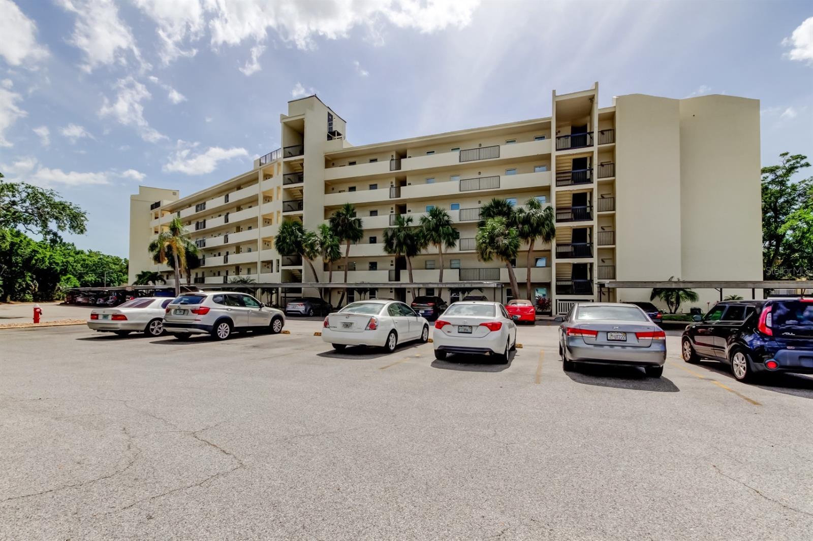 225 COUNTRY CLUB DR #1104, LARGO, FL, 33771