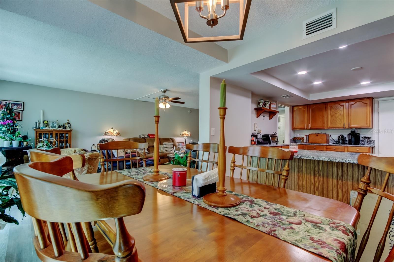 225 COUNTRY CLUB DR #1104, LARGO, FL, 33771