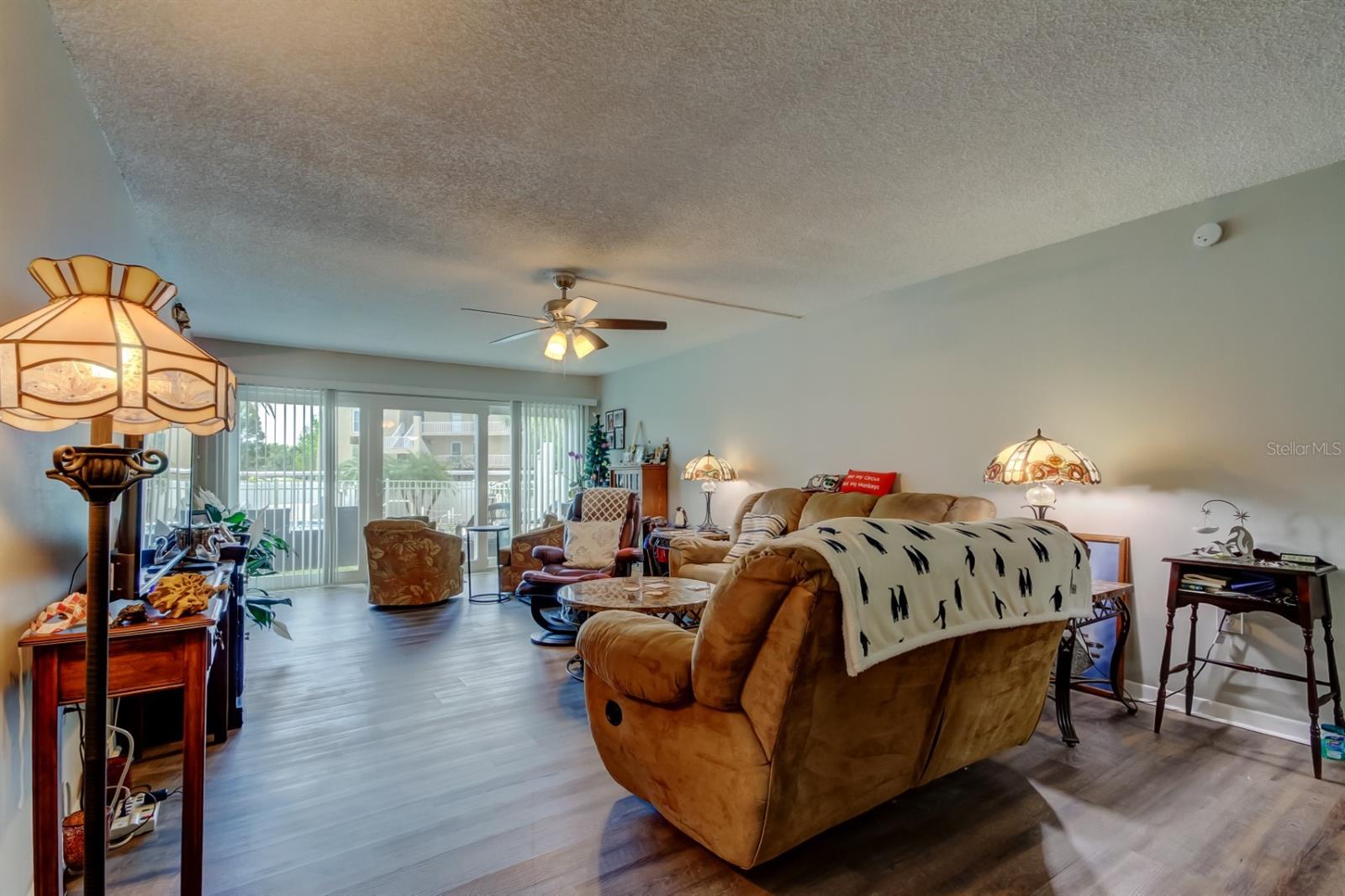 225 COUNTRY CLUB DR #1104, LARGO, FL, 33771