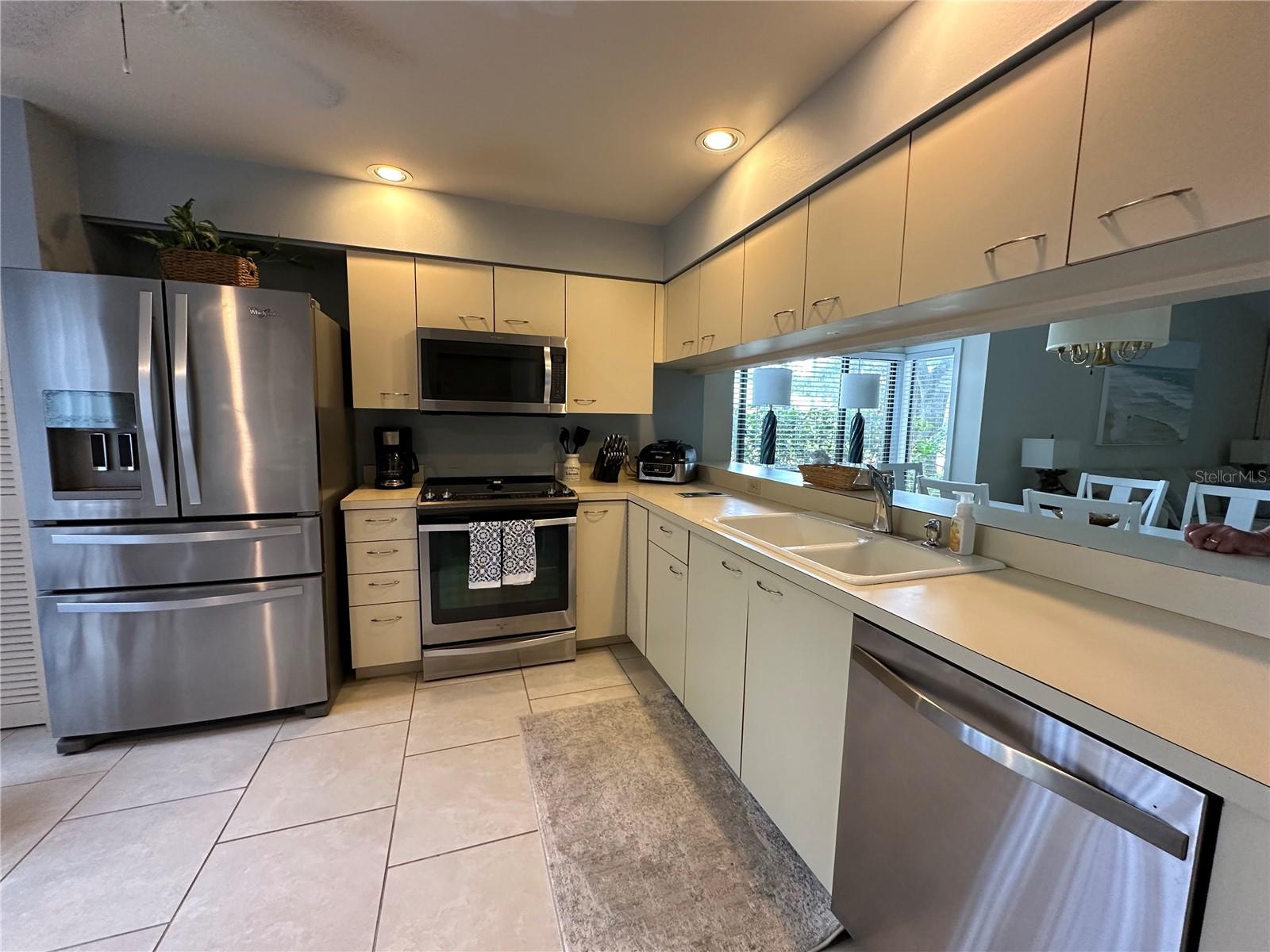 4562 KINGSMERE #41, SARASOTA, FL, 34235
