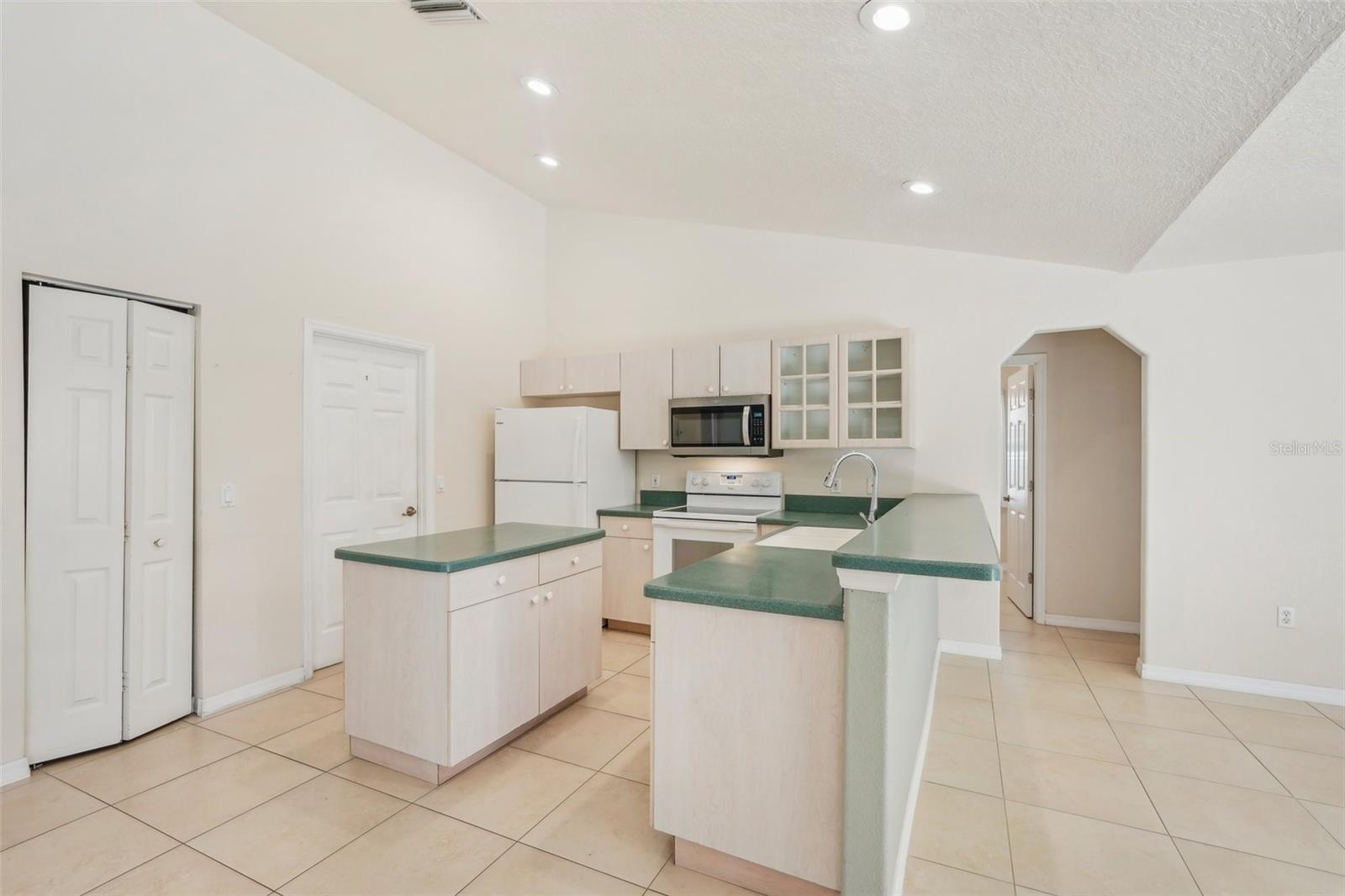 3862 LOTHAIR AVE, NORTH PORT, FL, 34287