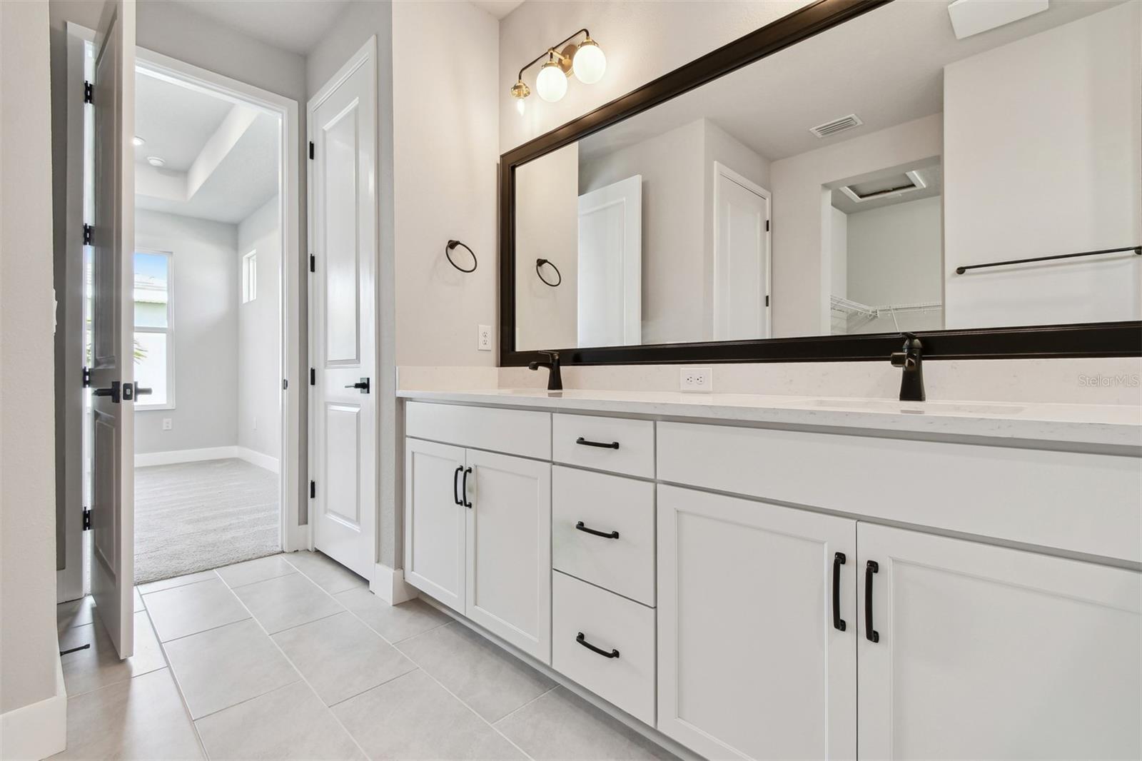 671 ALLORA AVE, NOKOMIS, FL, 34275