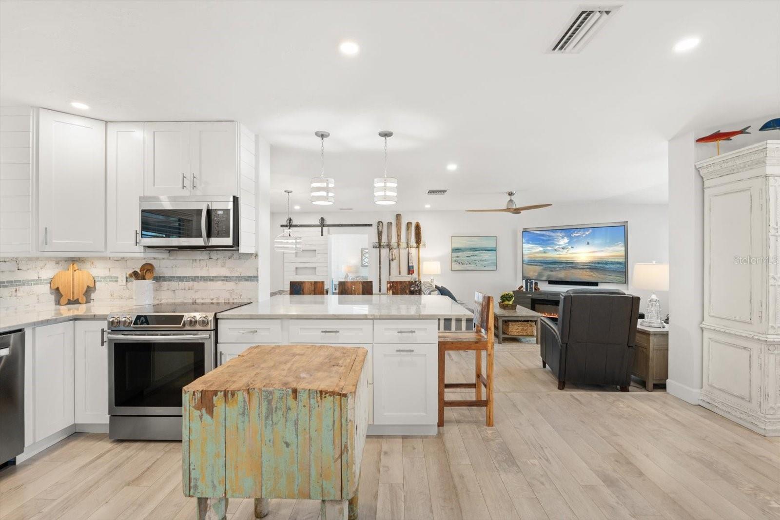 303 BRYN MAWR IS, BRADENTON, FL, 34207