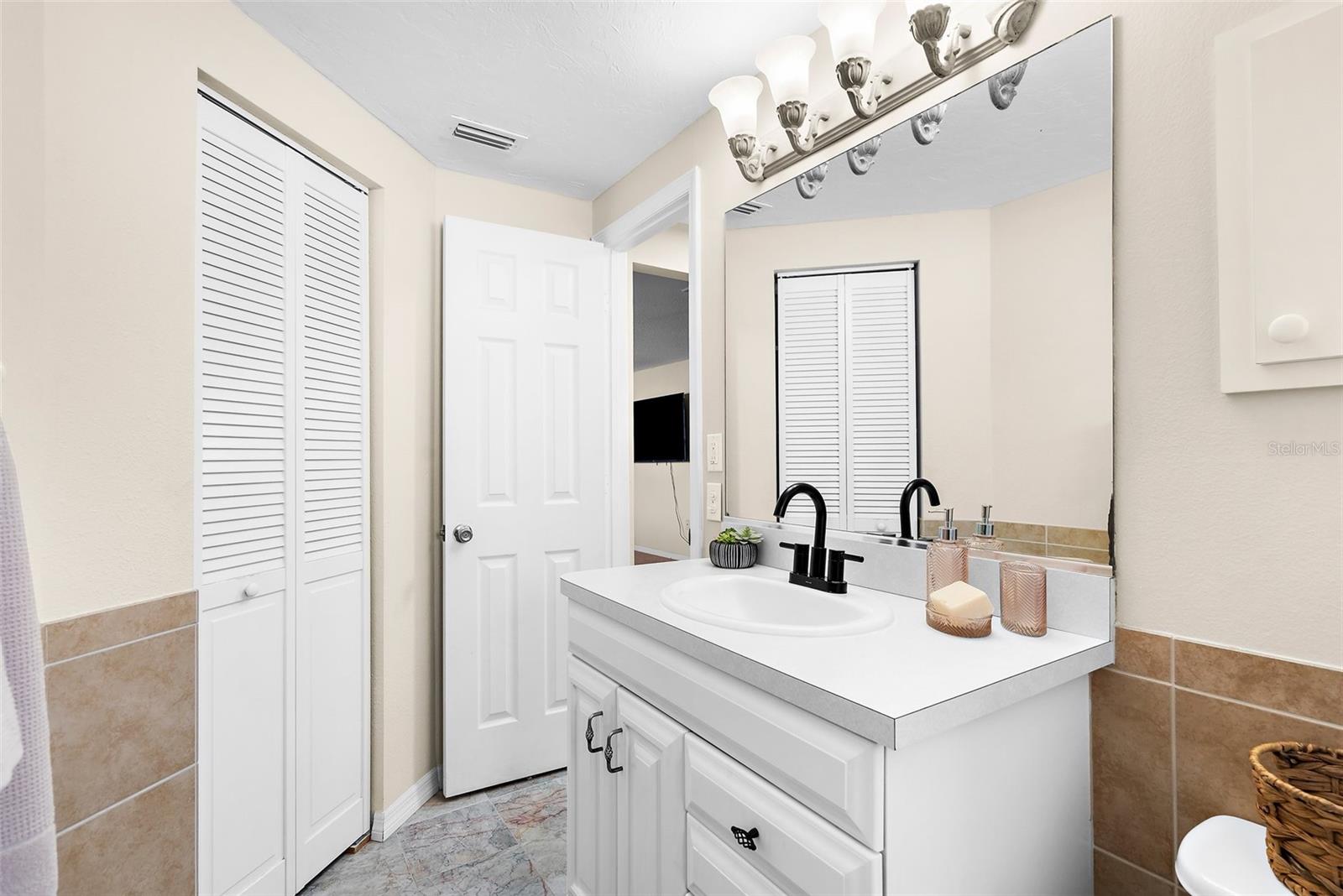 1580 SOUTHLAND RD, VENICE, FL, 34293
