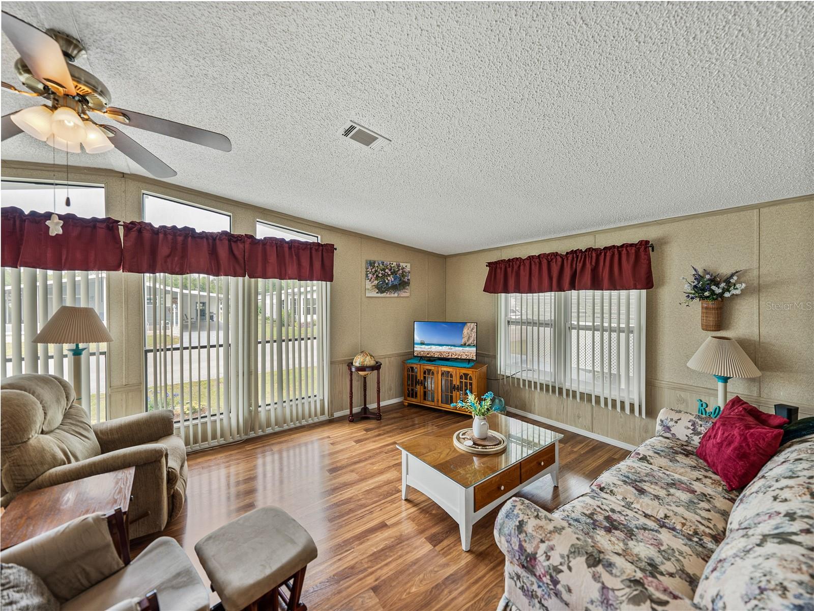 35026 COLONY HILLS DR, ZEPHYRHILLS, FL, 33541