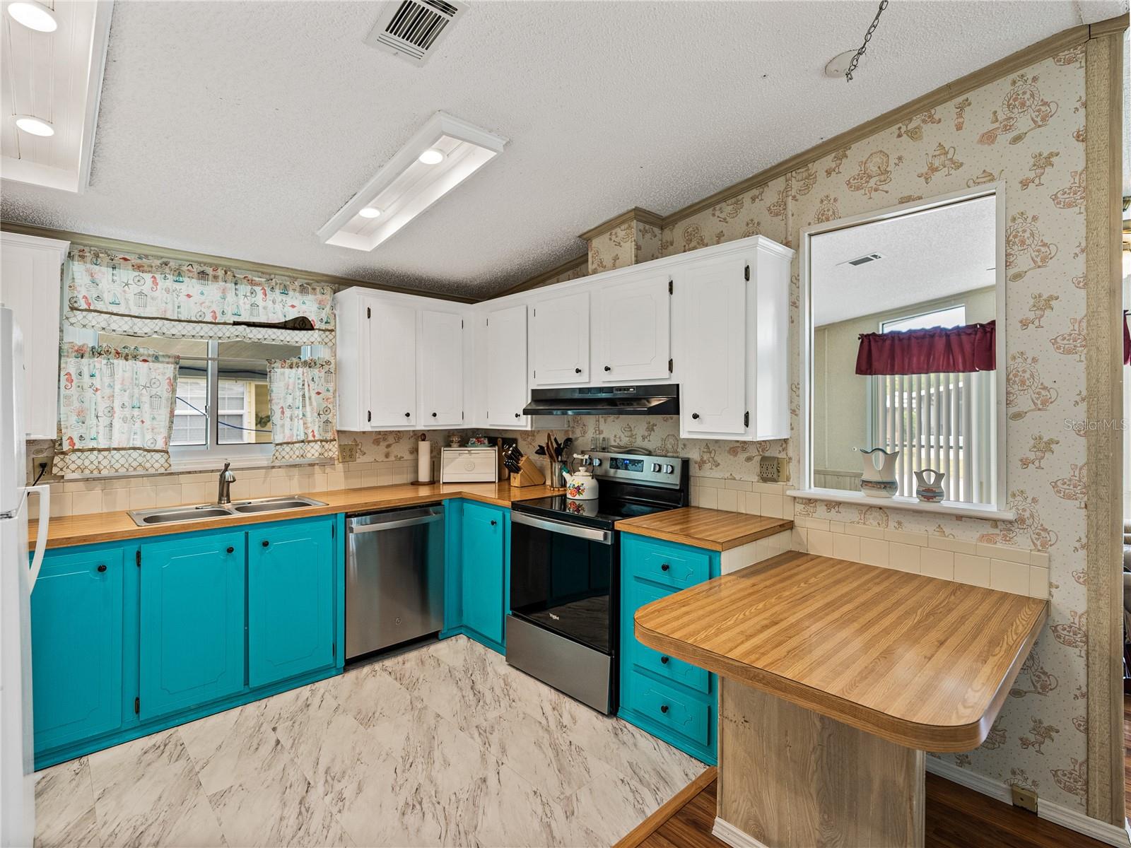 35026 COLONY HILLS DR, ZEPHYRHILLS, FL, 33541